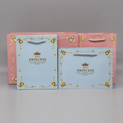 kaufen Mehrfarbiger, benutzerdefinierter, wiederverwendbarer Einkaufspapierbeutel mit verdrehtem Griff online manufacture